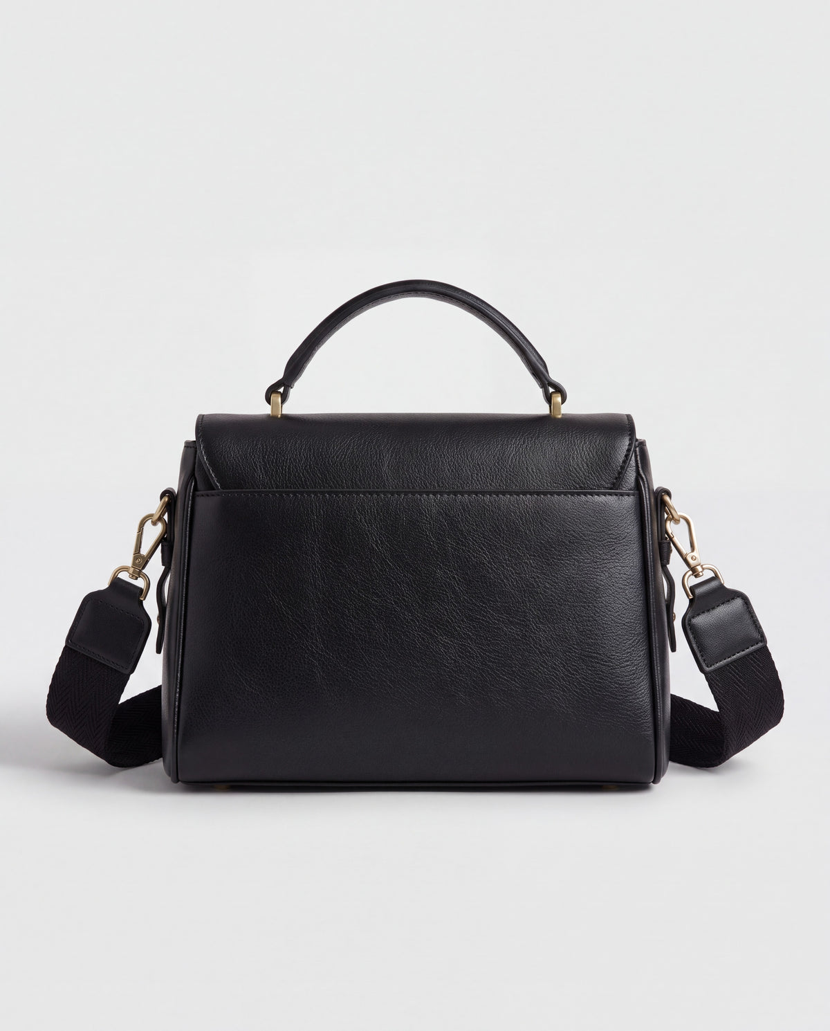 Cedro bag in Black – back view