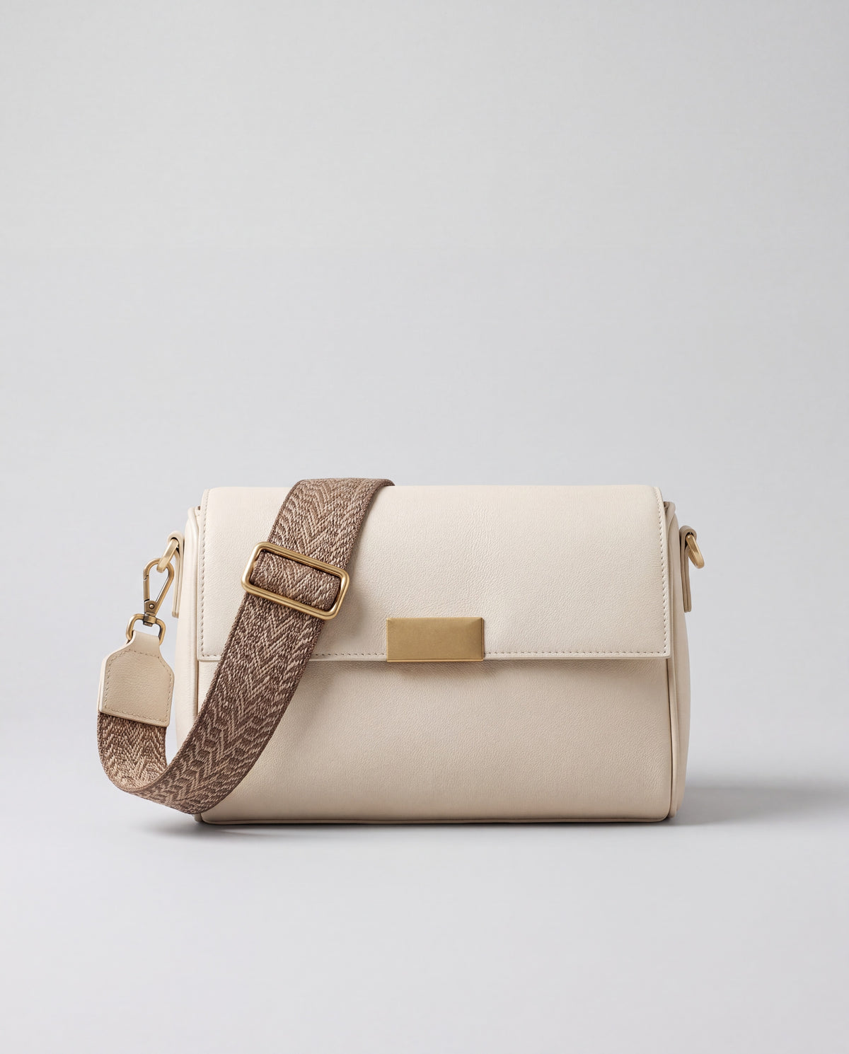 Cedro bag in Cream – front view