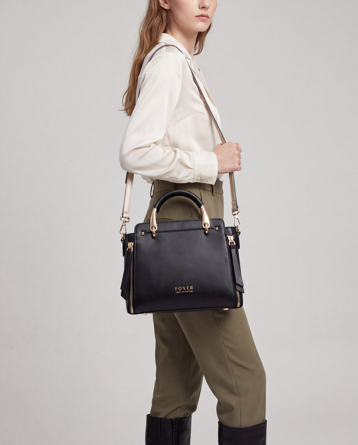 Contrast bag in Black – worn by model, close-up