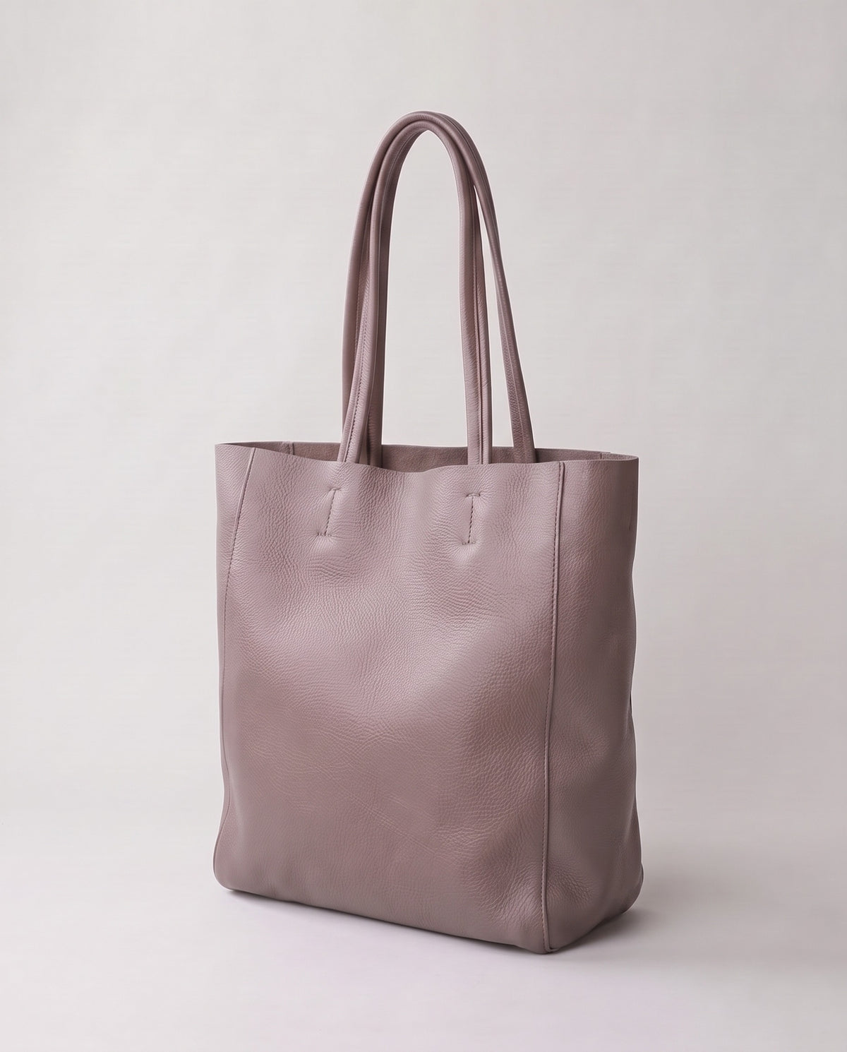 Costa leather tote in mauve, three-quarter view