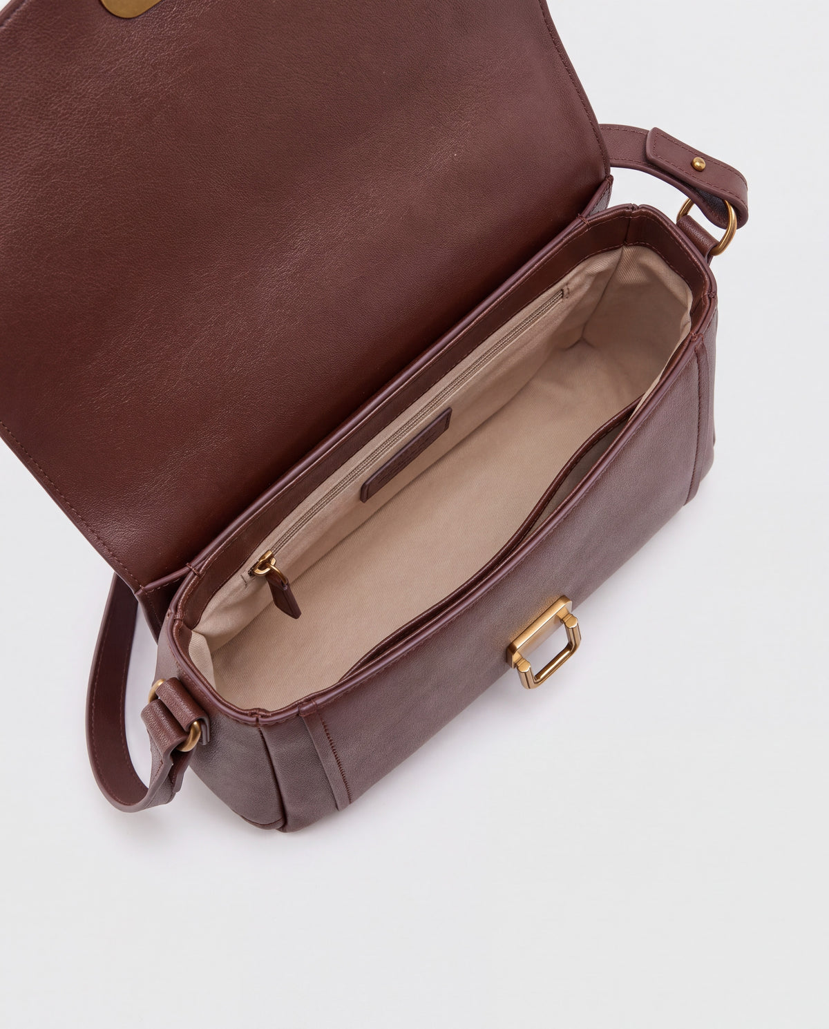 Creta bag in Mahogany – interior view