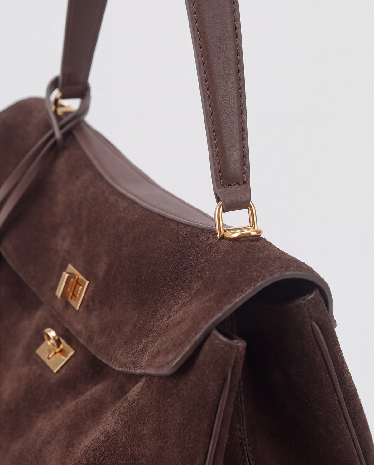 Dolce Small bag in Chocolate – hardware detail