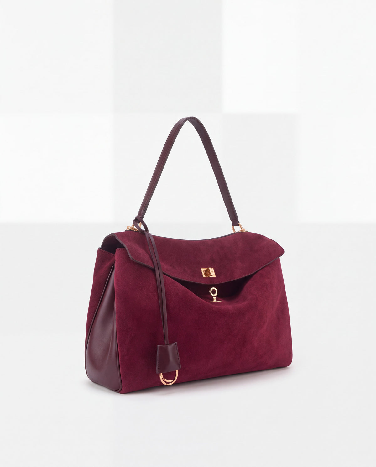 Dolce Large bag in Burgundy – three-quarter view