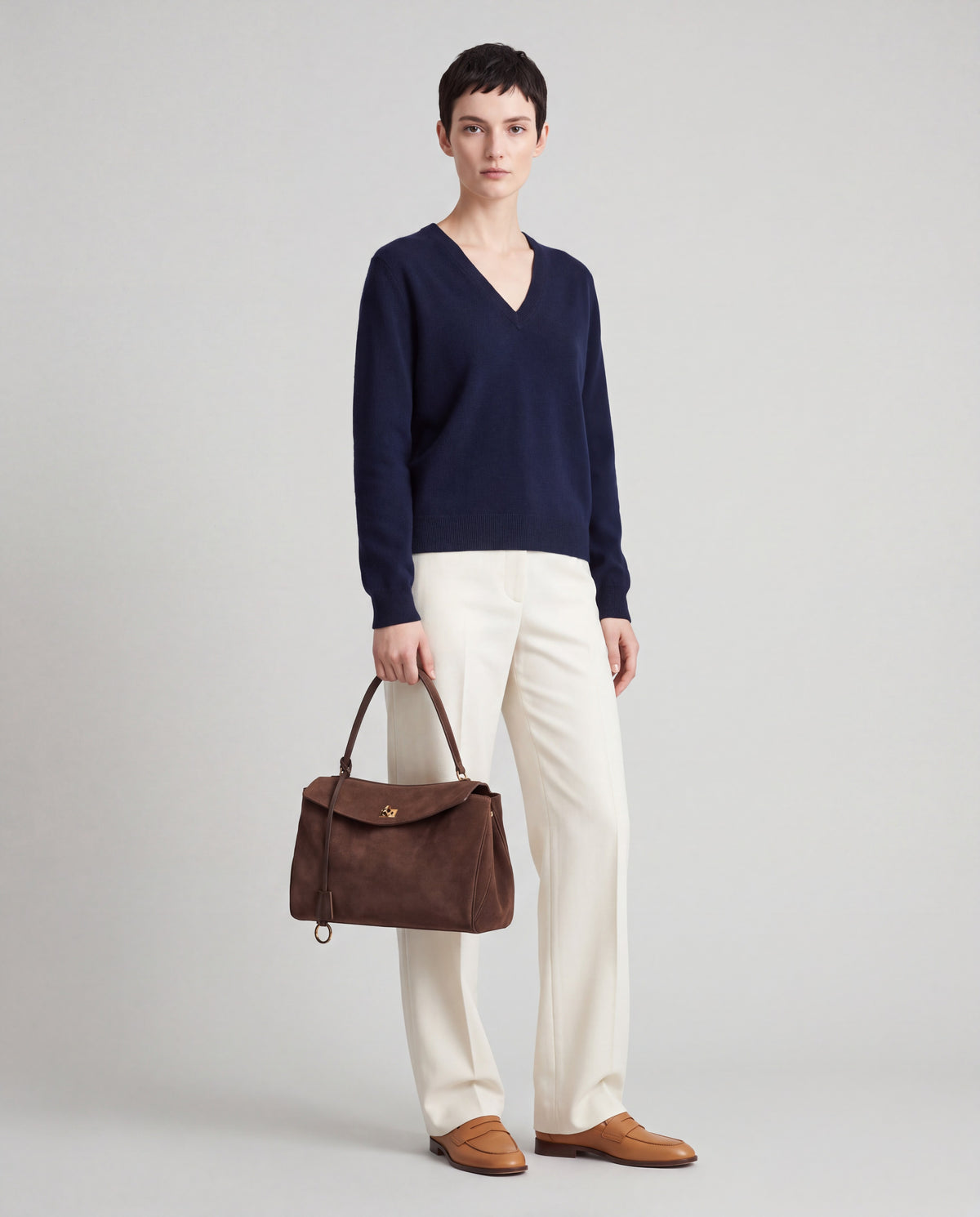 Dolce Large bag in Mocha – worn by model, full length