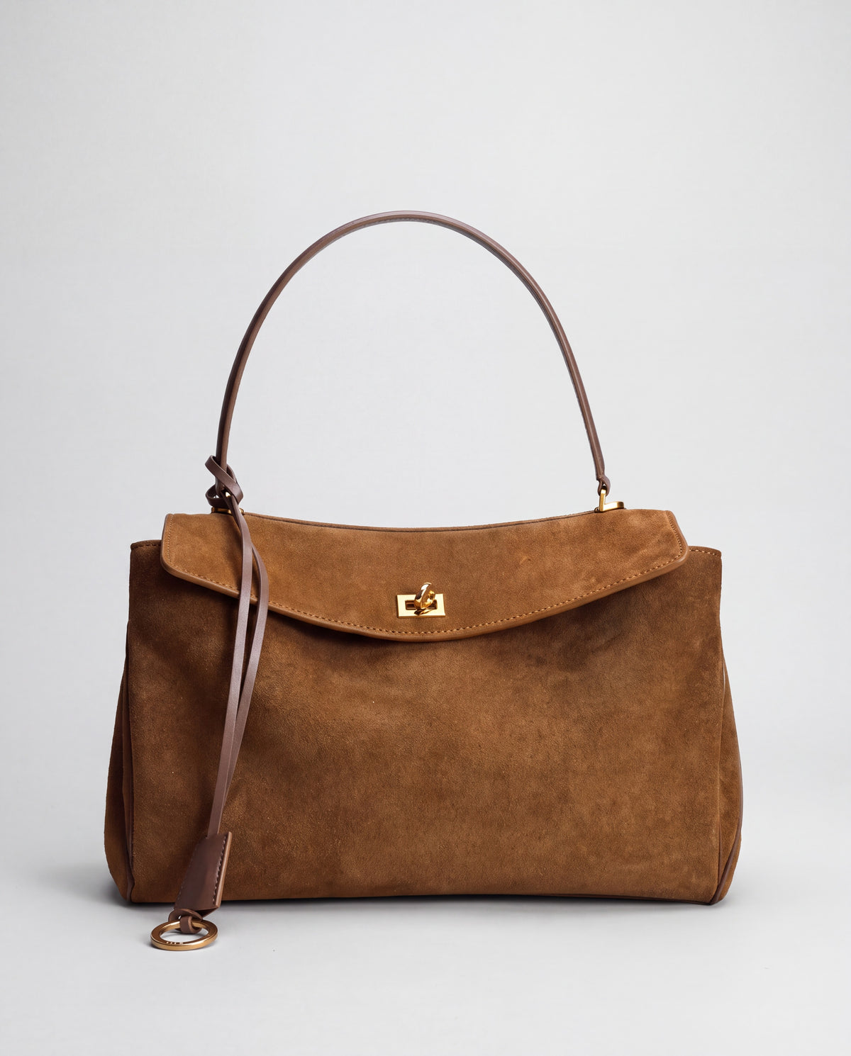 Dolce Medium bag in Camel – front view