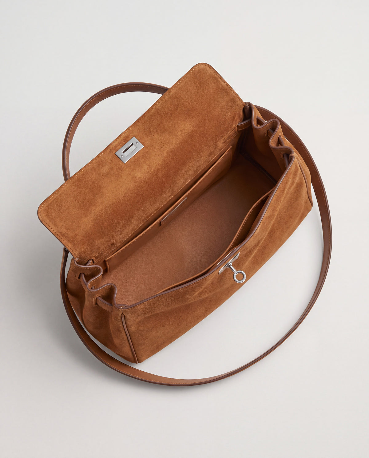 Dolce Medium bag in Caramel – interior view