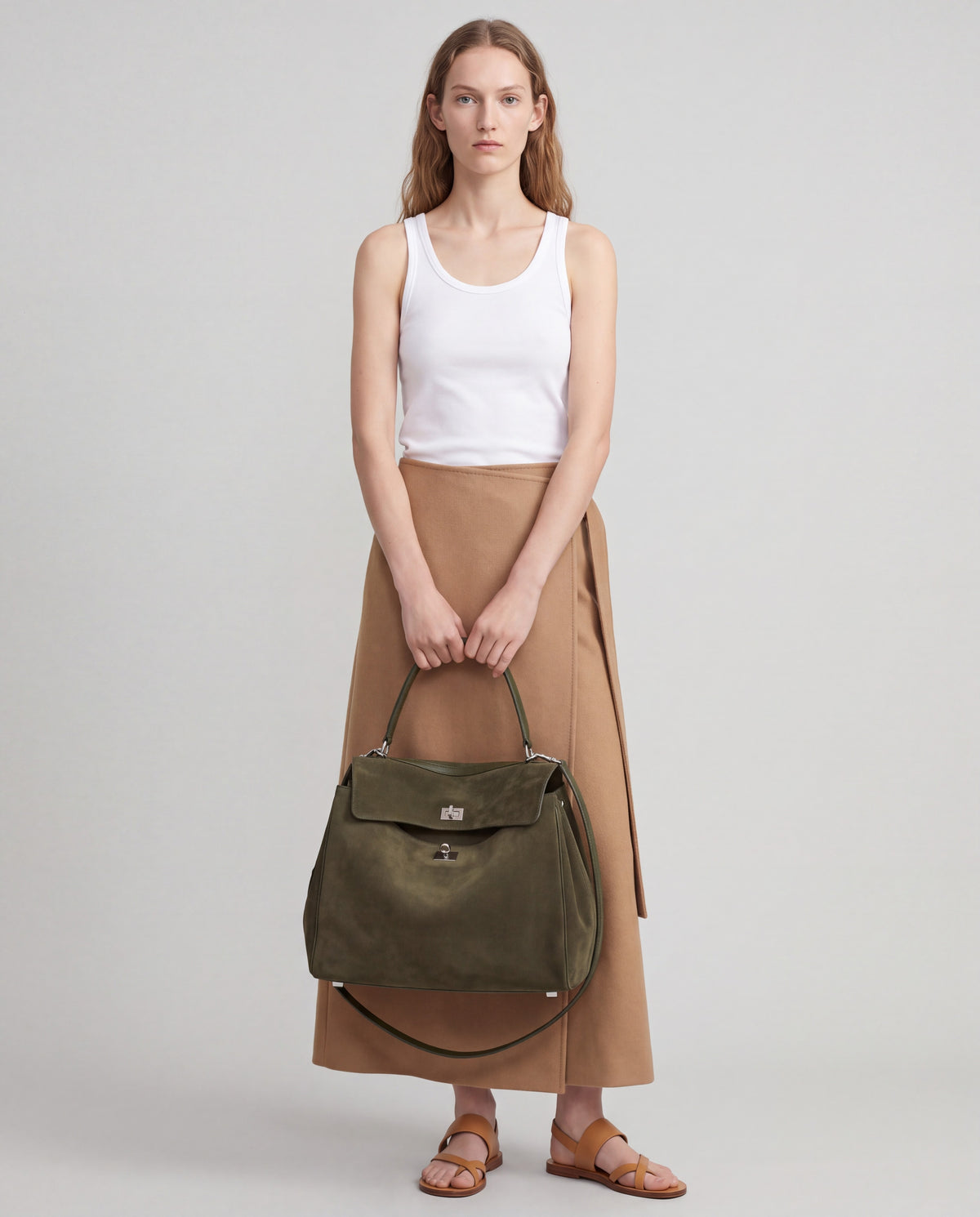 Dolce Medium bag in Forest – worn by model, close-up