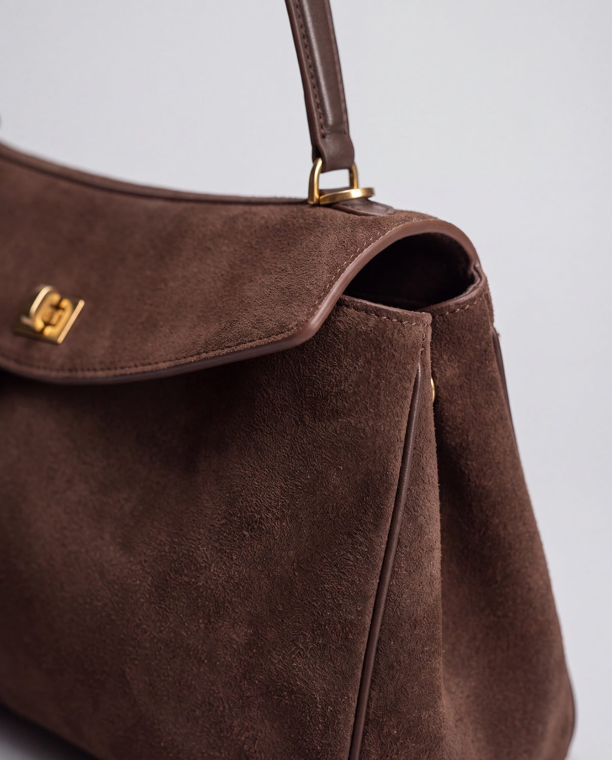 Dolce Medium bag in Mocha – leather detail