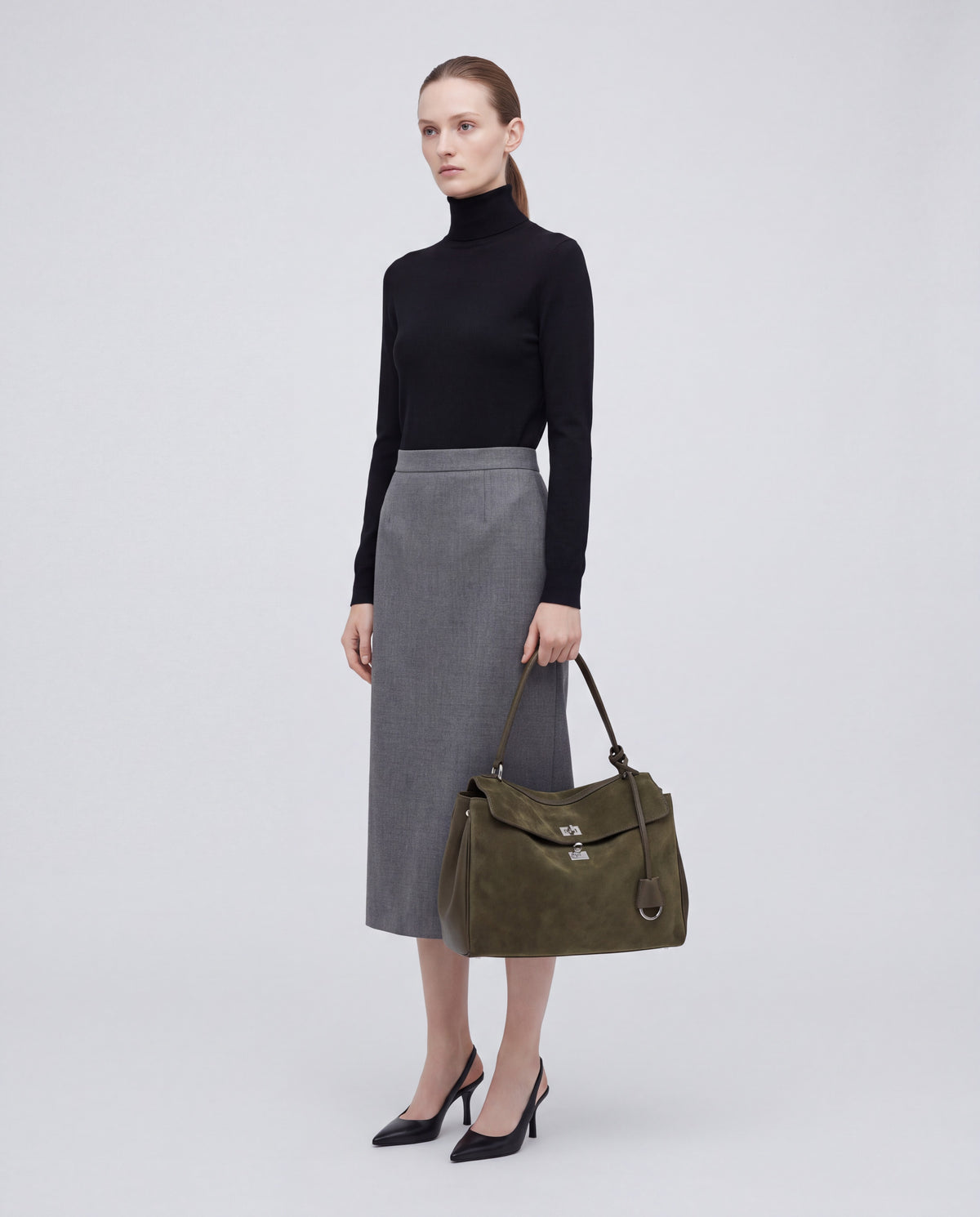 Dolce Medium bag in Olive – worn by model, full length