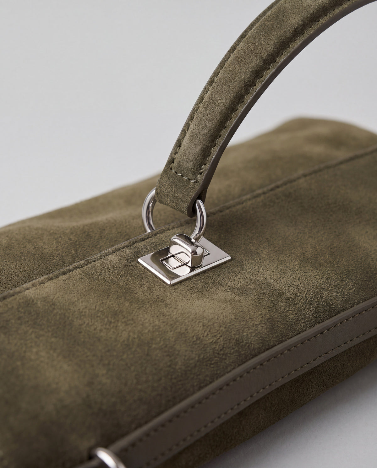 Dolce Small bag in Olive – hardware detail