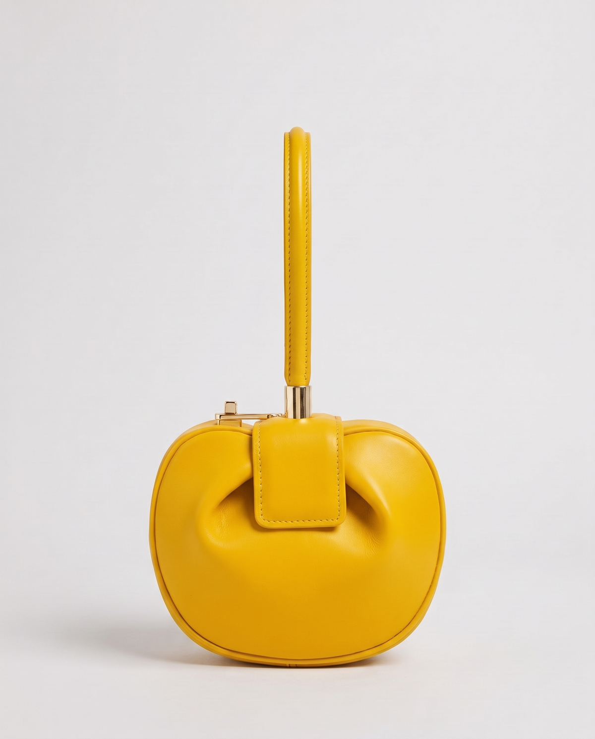 Dumpling Maxi leather top-handle bag in Yellow – front view