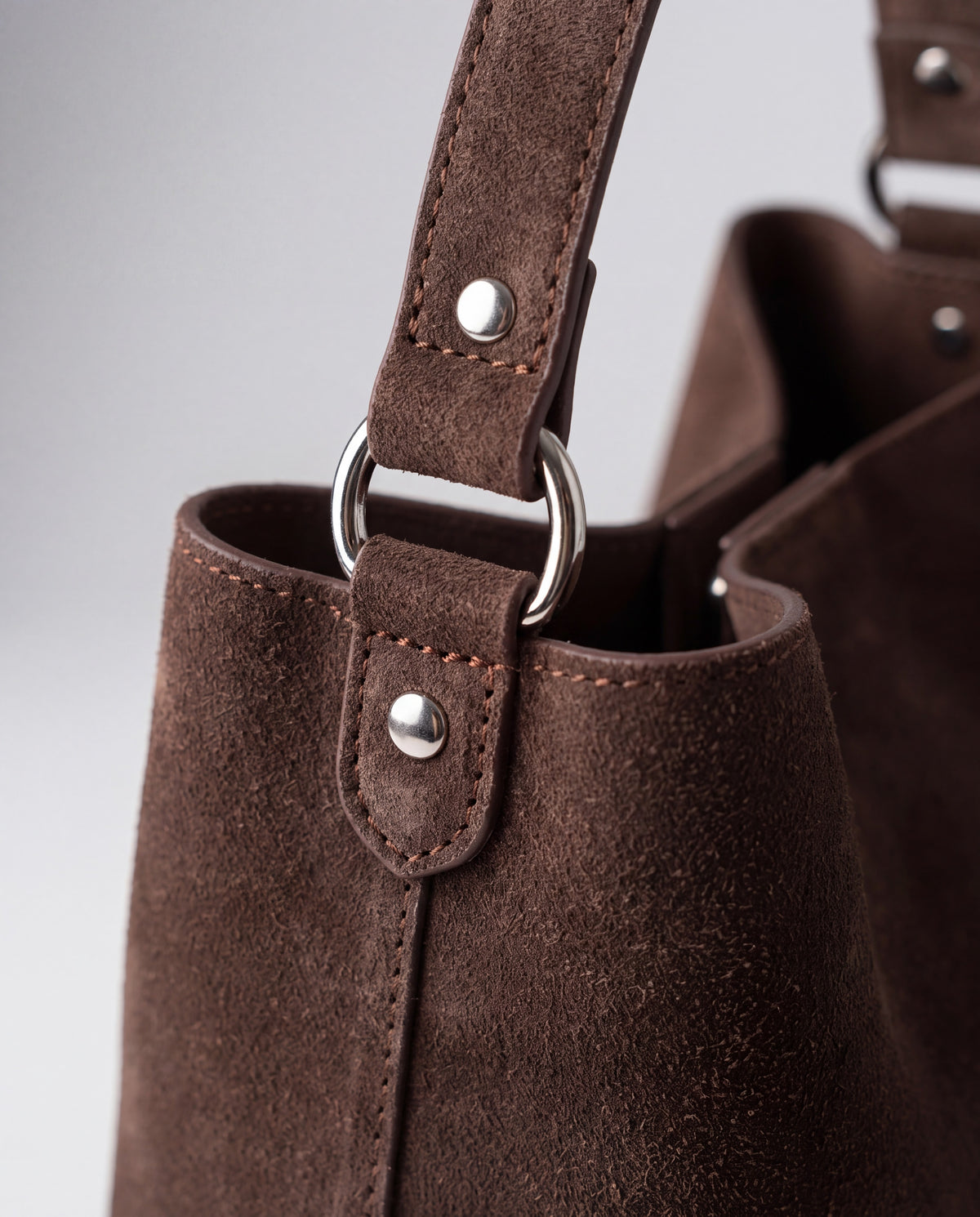 Duomo bag in Chocolate – hardware detail
