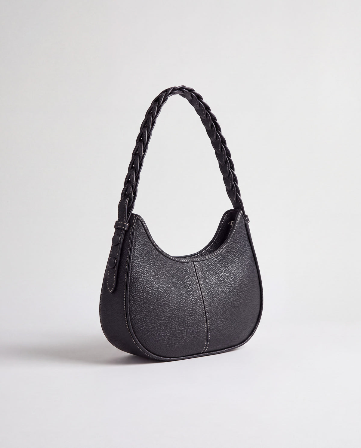Everyday Shoulder Bag in Black – three-quarter view