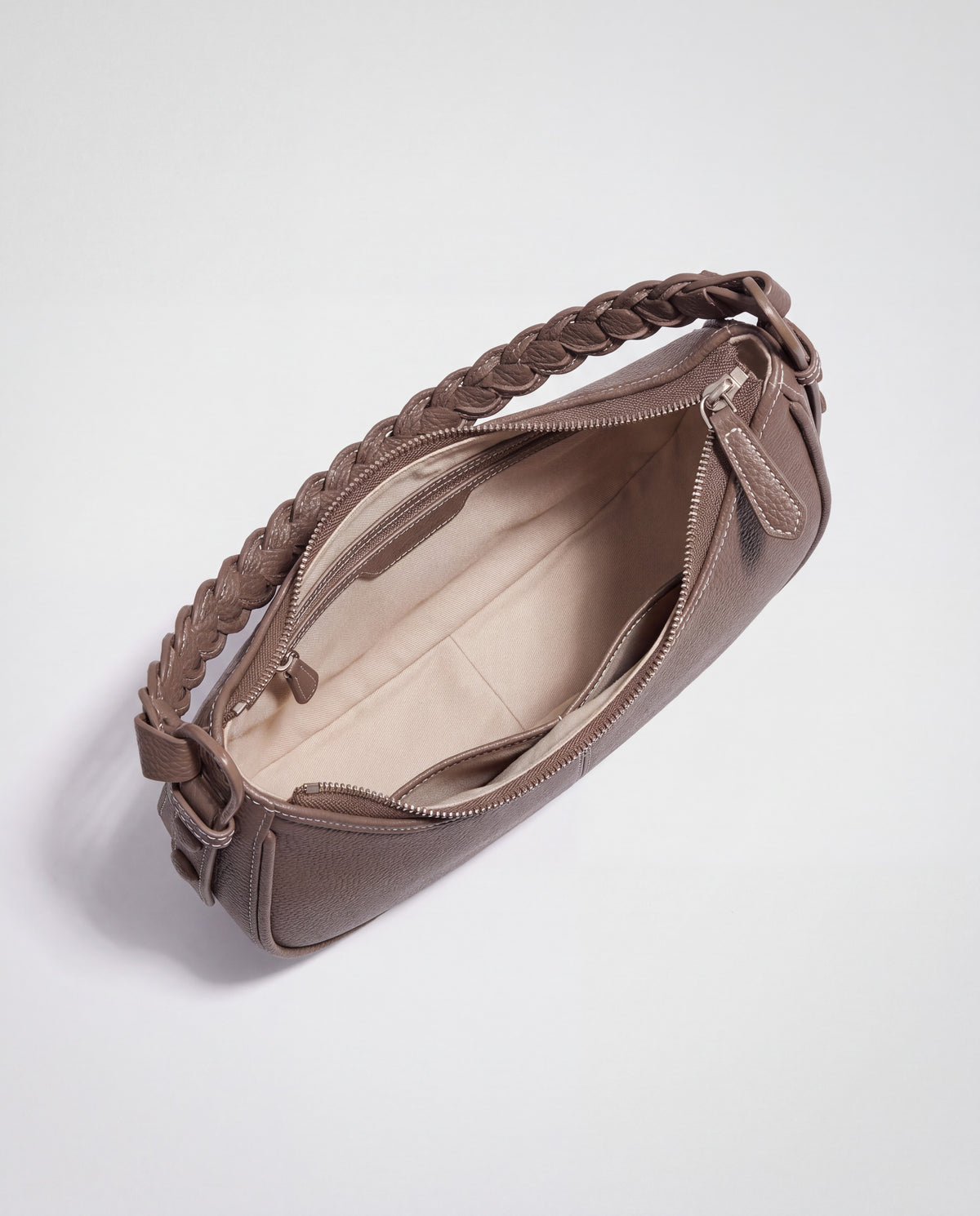 Everyday Shoulder Bag in Brown – interior view