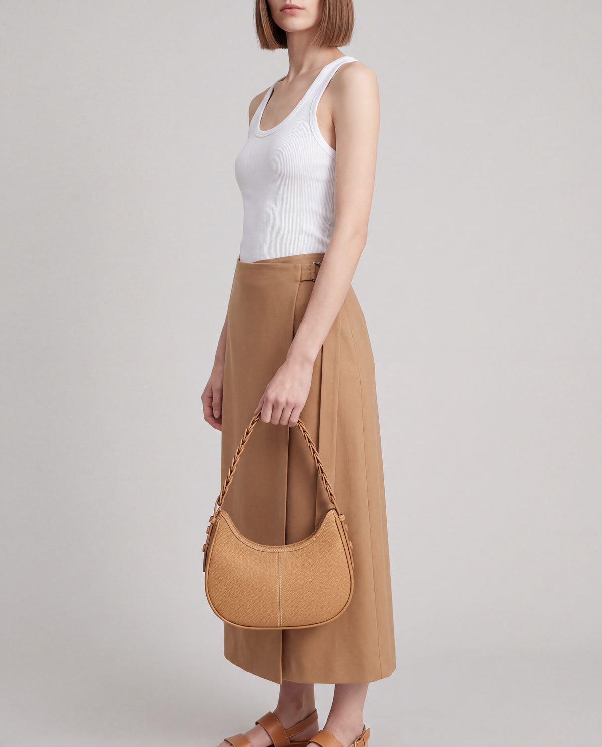 Everyday Shoulder Bag in Camel – worn by model, close-up