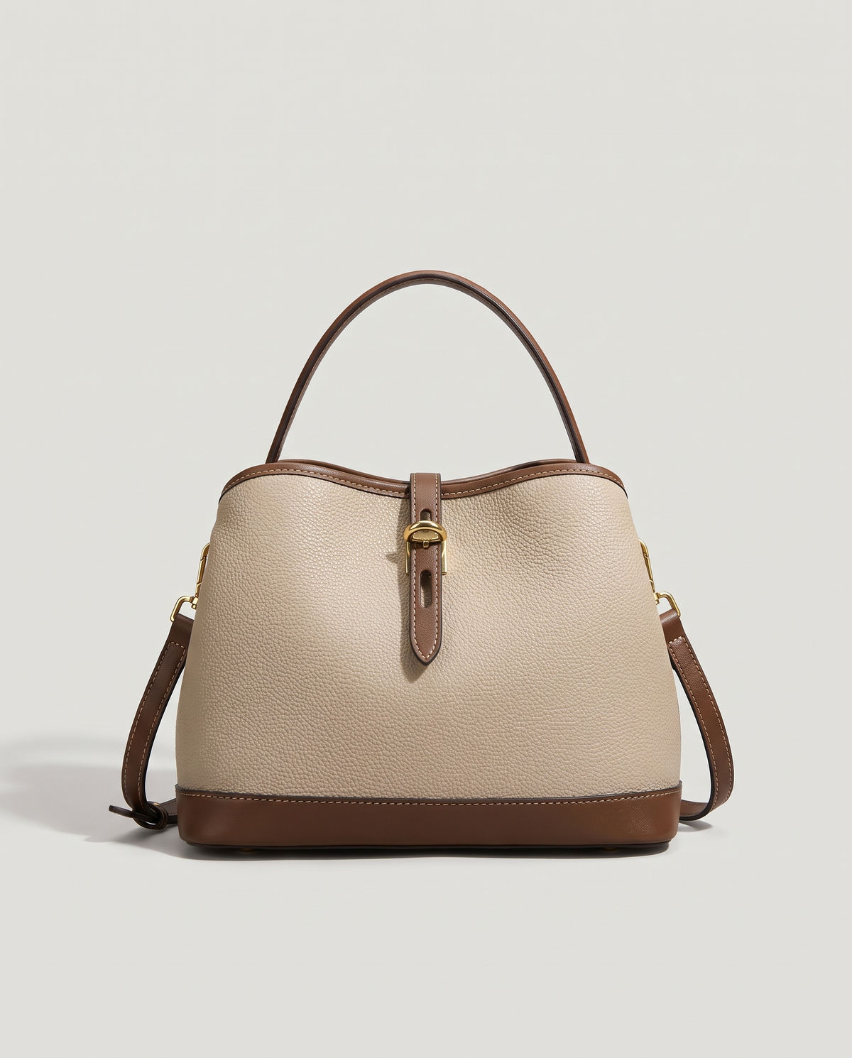 Fiora carryall bag in Beige – front view