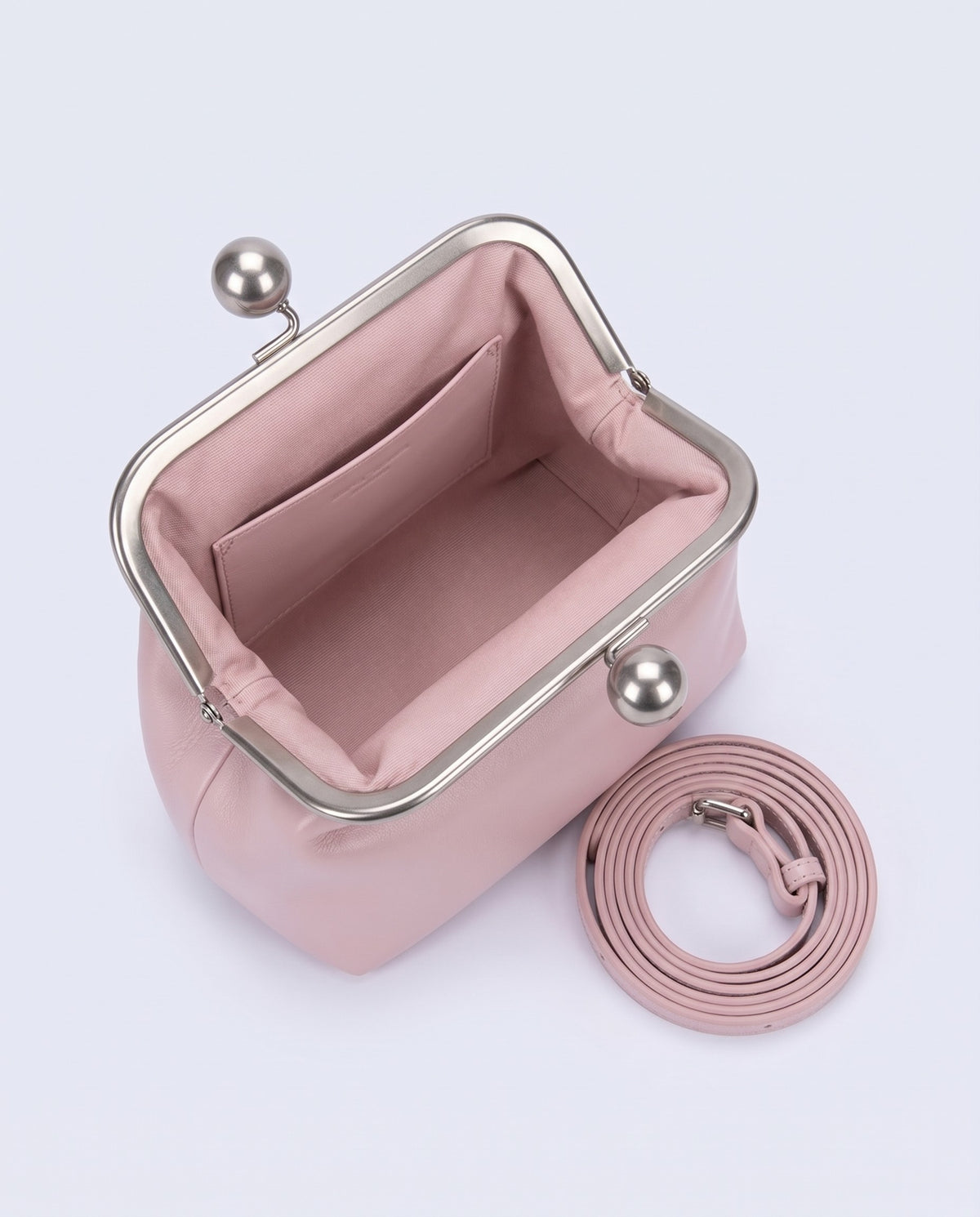 Inside view of the Garda frame bag in Pink