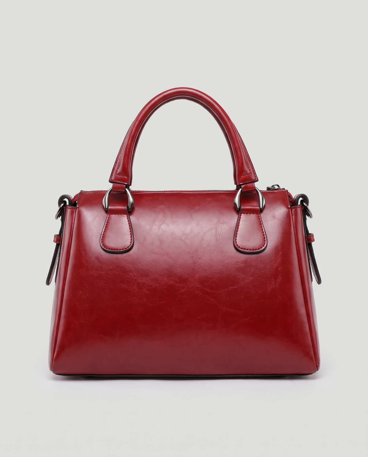 Harlow leather handbag in Red – back view