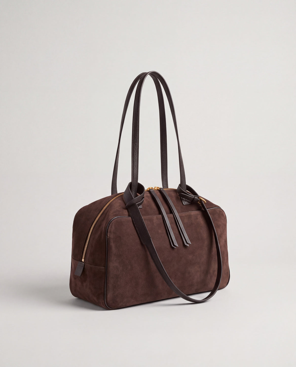 Haven bag in Chocolate – three-quarter view