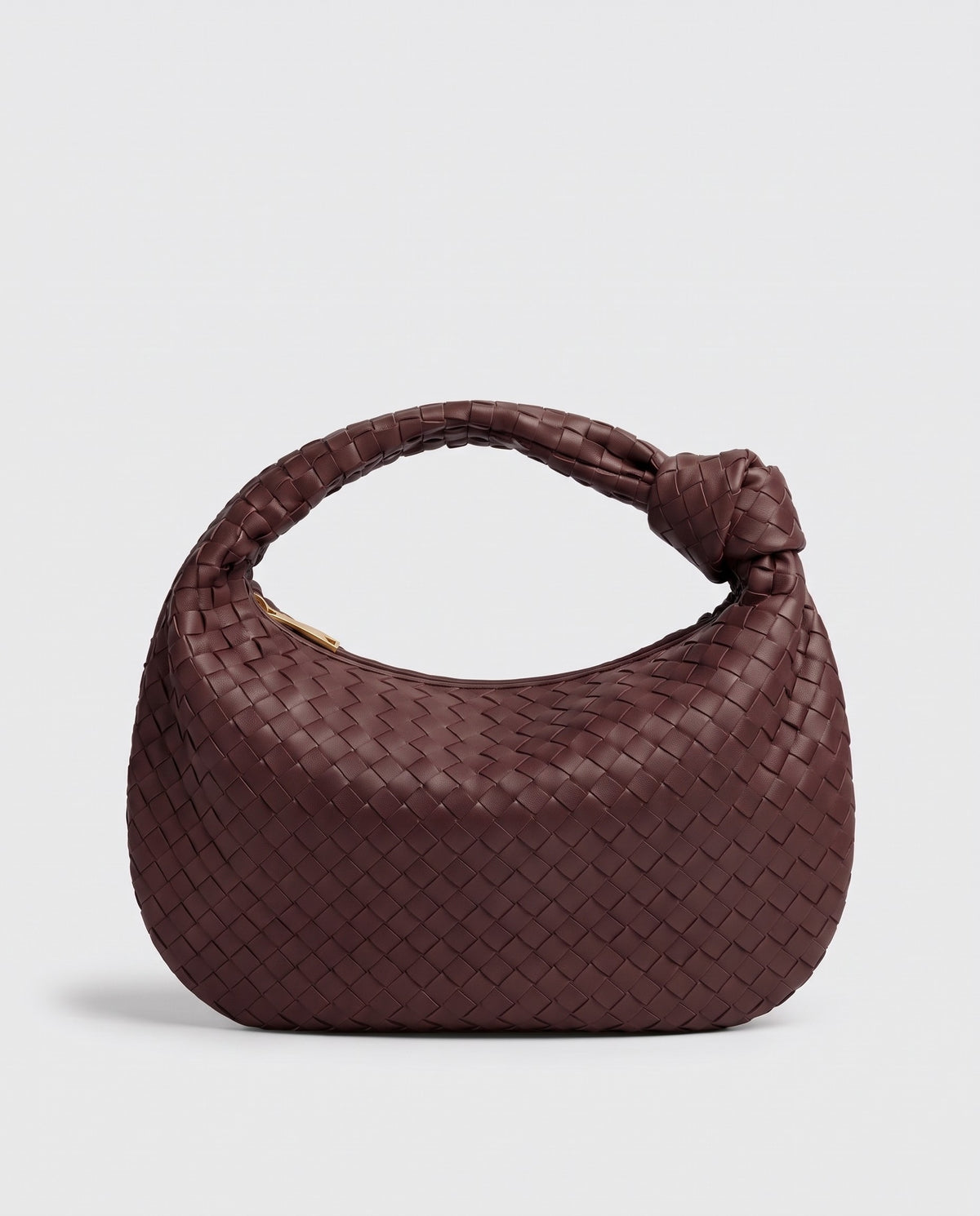 Knot Maxi woven leather shoulder bag in Chestnut – front view