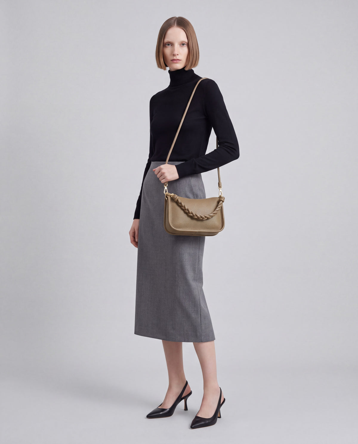 Lago bag in Khaki – worn by model, full length