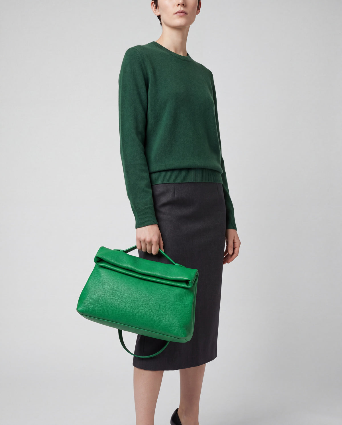 Lido bag in Green – worn by model, close-up