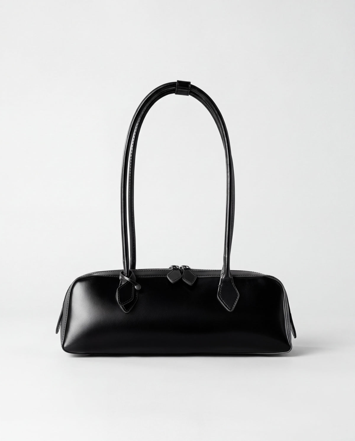 Linda bag in Black – front view