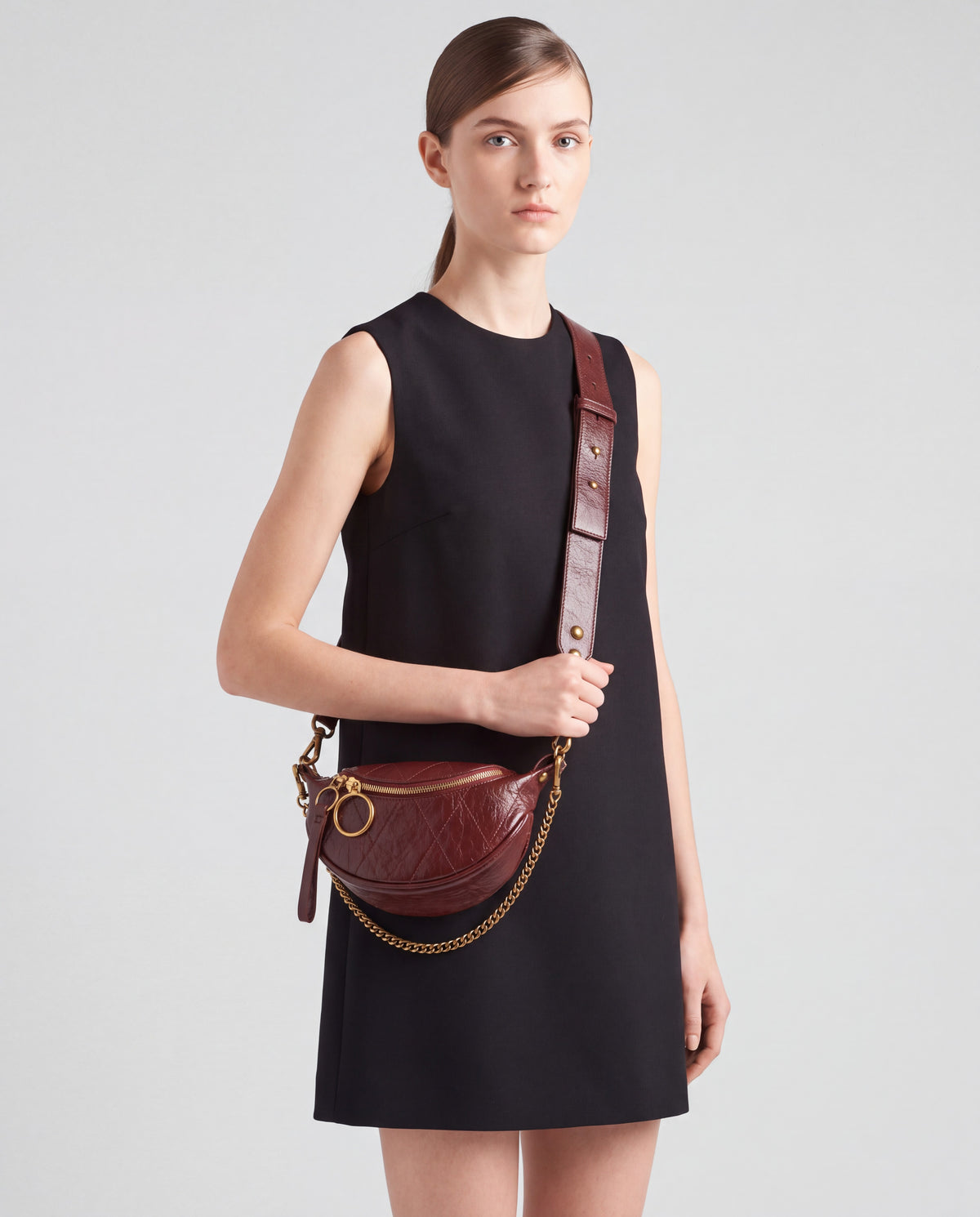 Luna bag in Red – worn by model, close-up