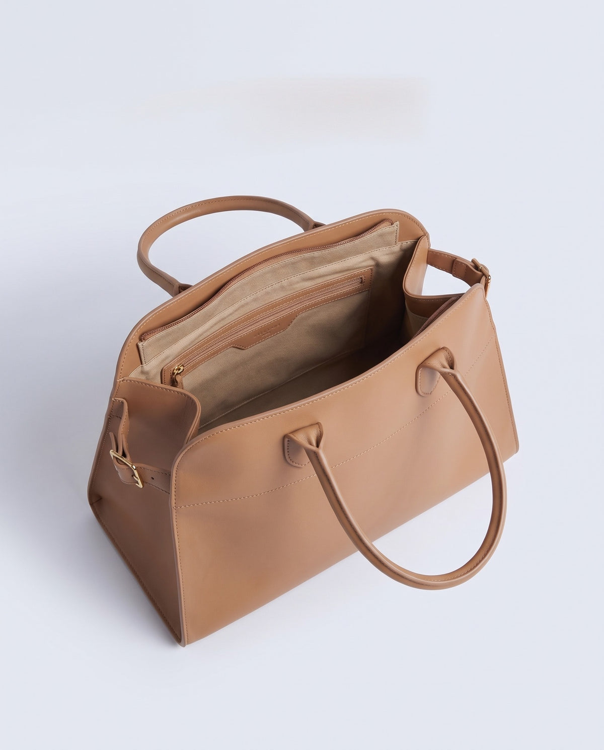 Milano Large slouchy top-handle bag in Camel leather – inside view