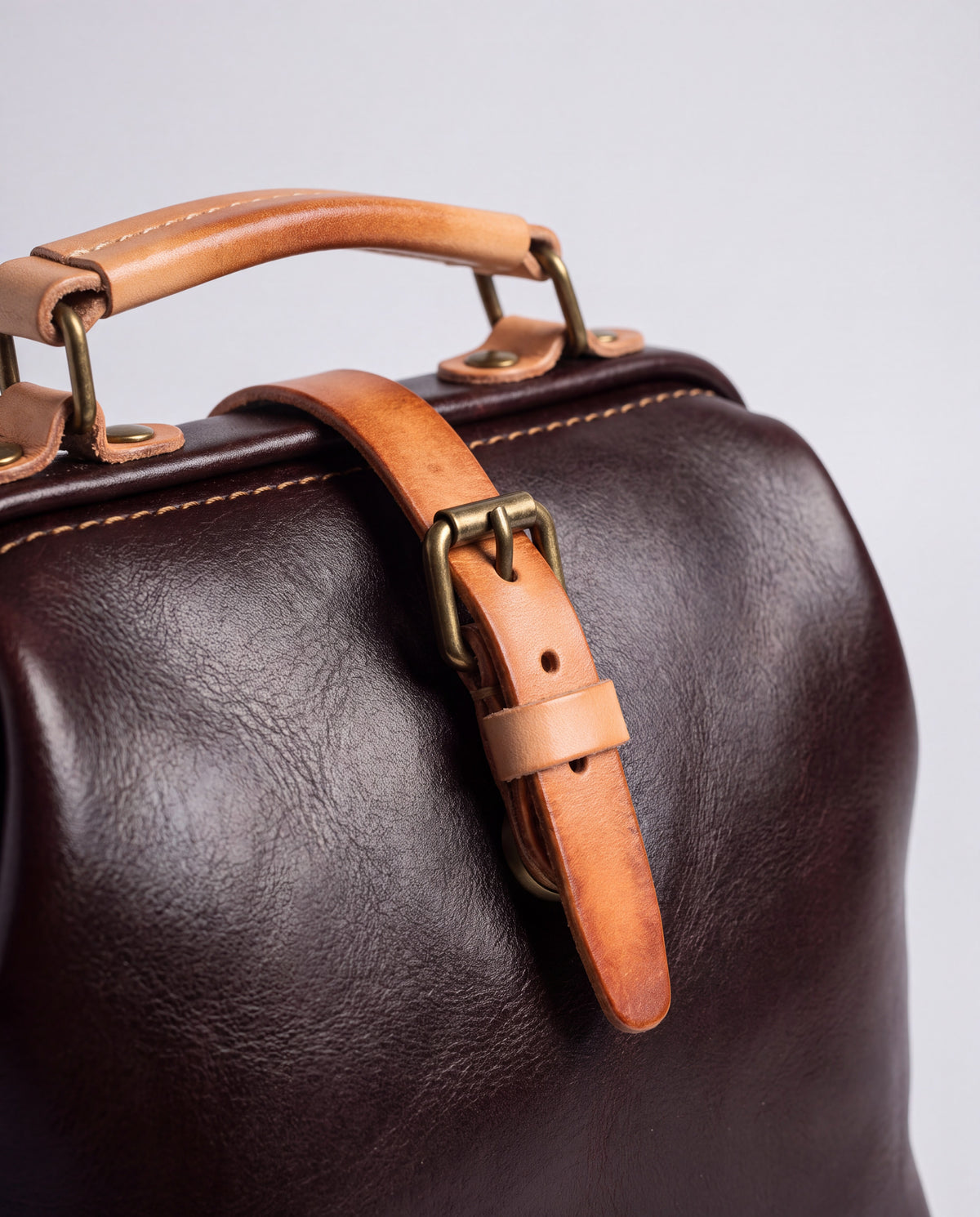 Mini Leather Bag bag in Coffee – leather detail