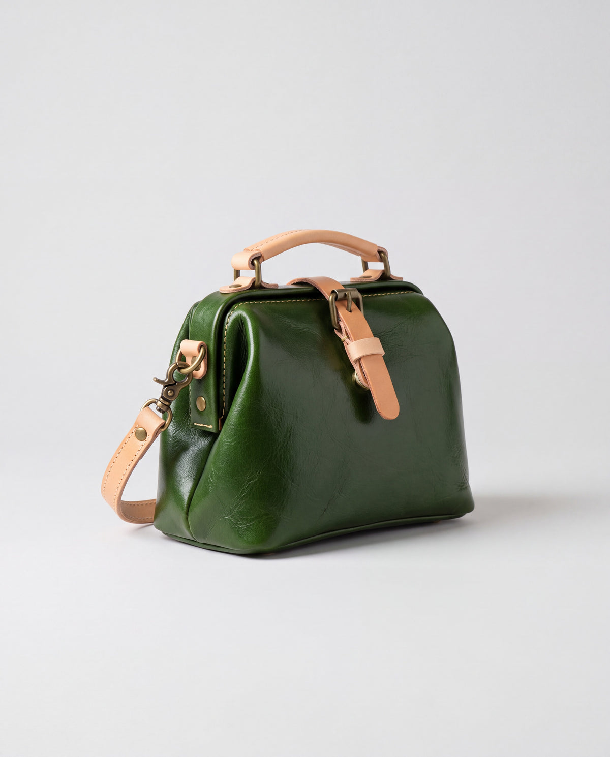 Mini Leather Bag bag in Green – three-quarter view