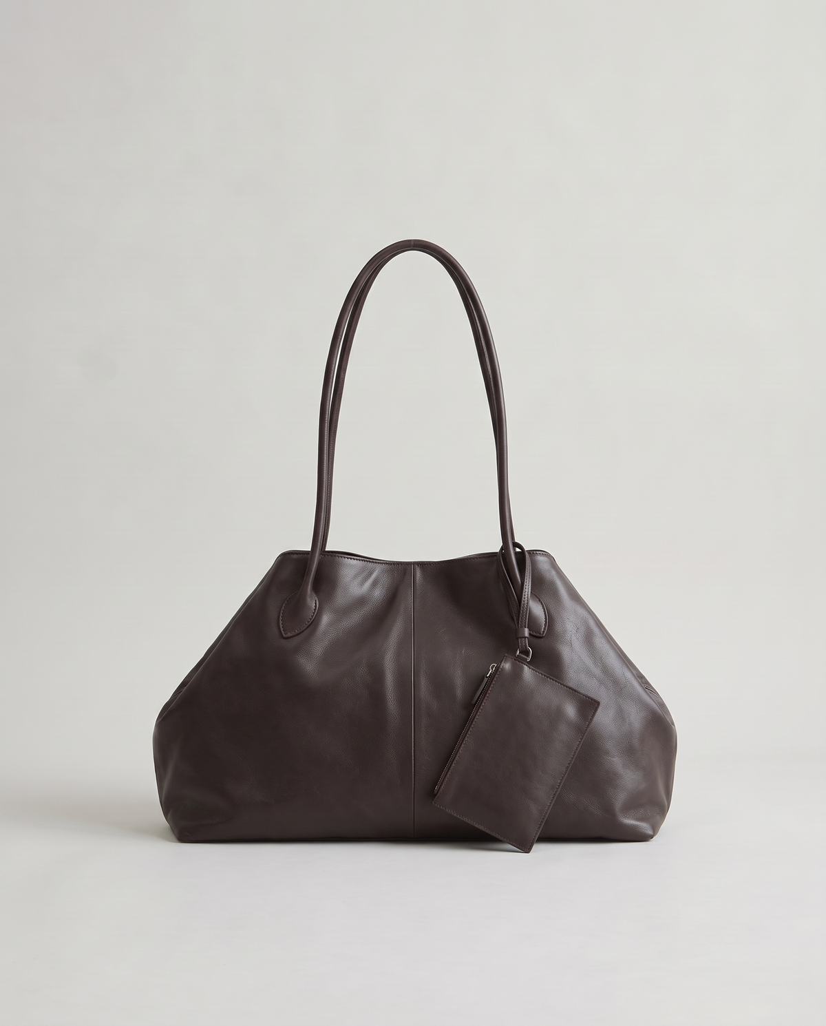 Nido leather tote in Chocolate – back view