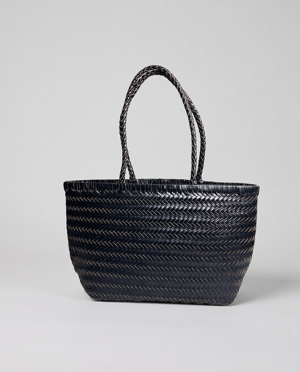 Valentina Noto Small bag in Onyx, front view