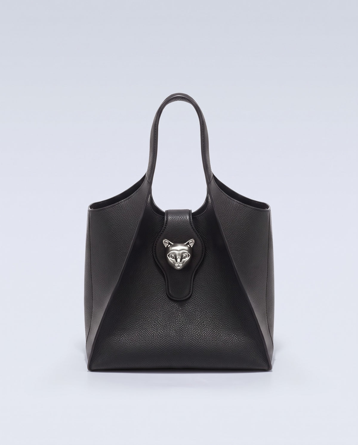 Onda leather tote with cat clasp in Black – front view