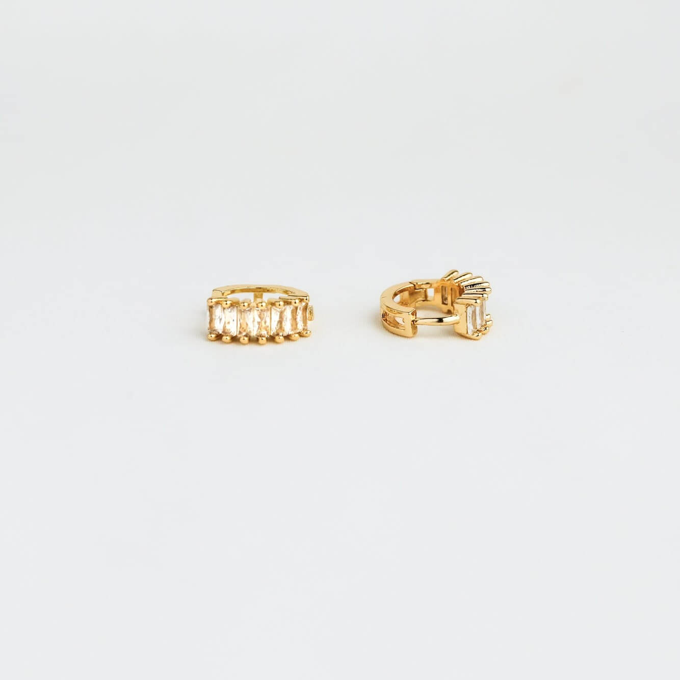 Zircon hoop huggie earrings