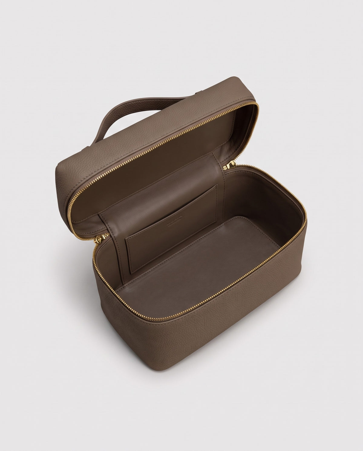 Inside view of the Orvieto vanity case in Taupe