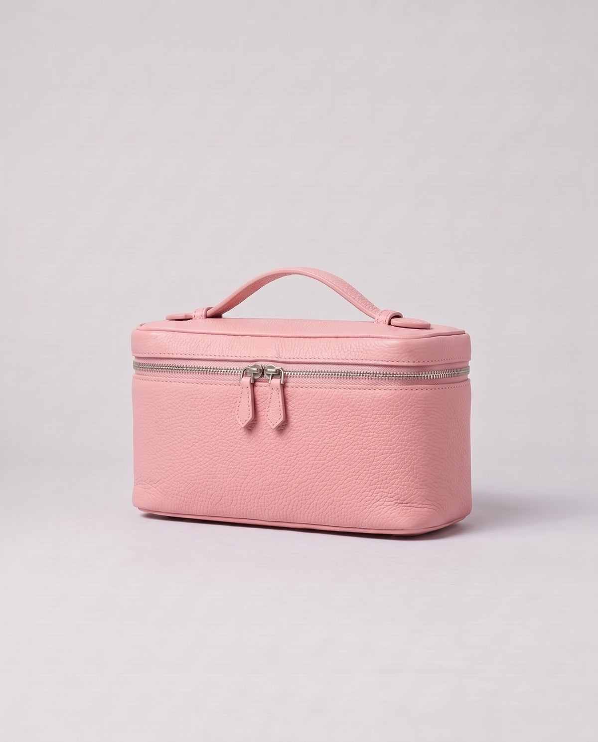 Valentina Orvieto Small top-handle bag in Pink leather, three-quarter view