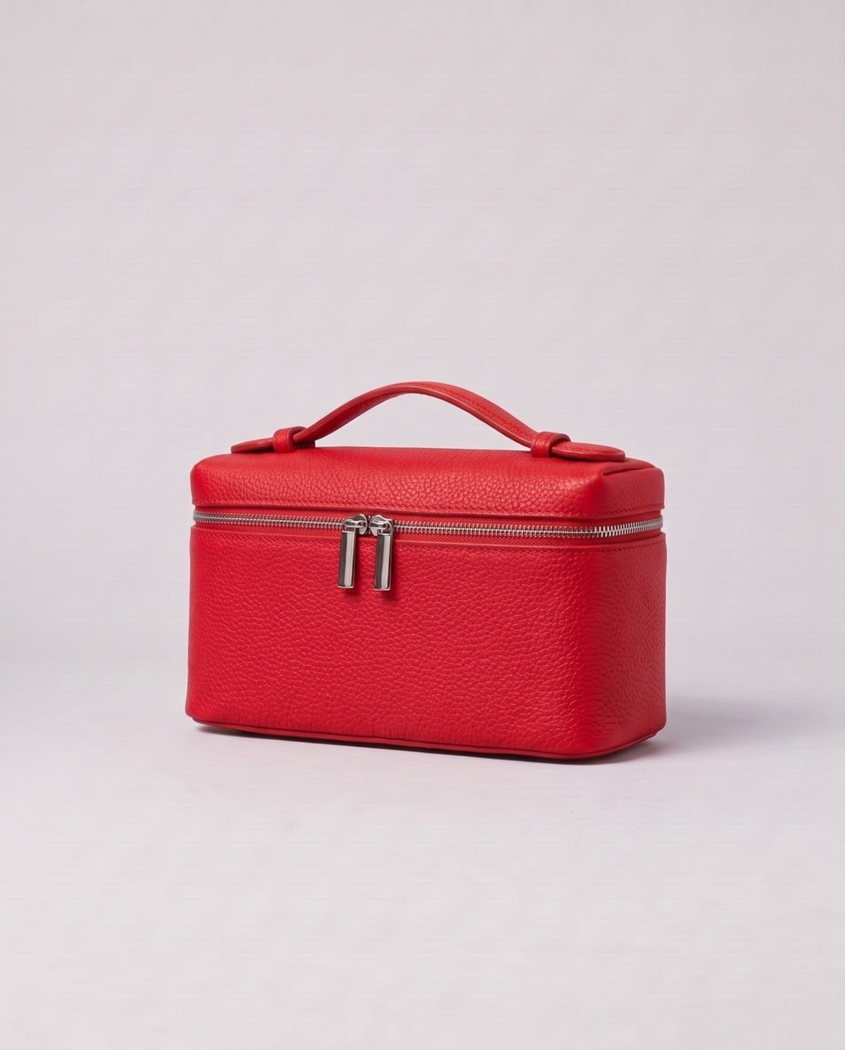 Valentina Orvieto Small top-handle bag in Red leather, three-quarter view