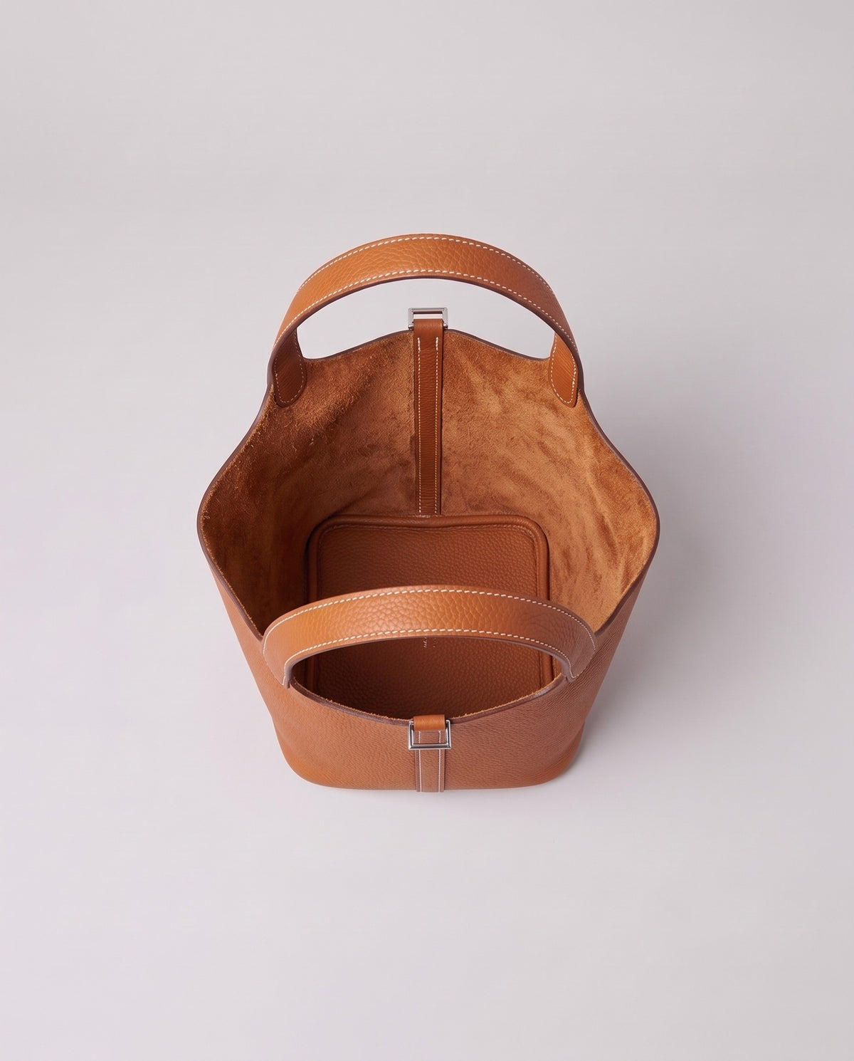 Inside the Valentina Ostuni Large bag in Cognac