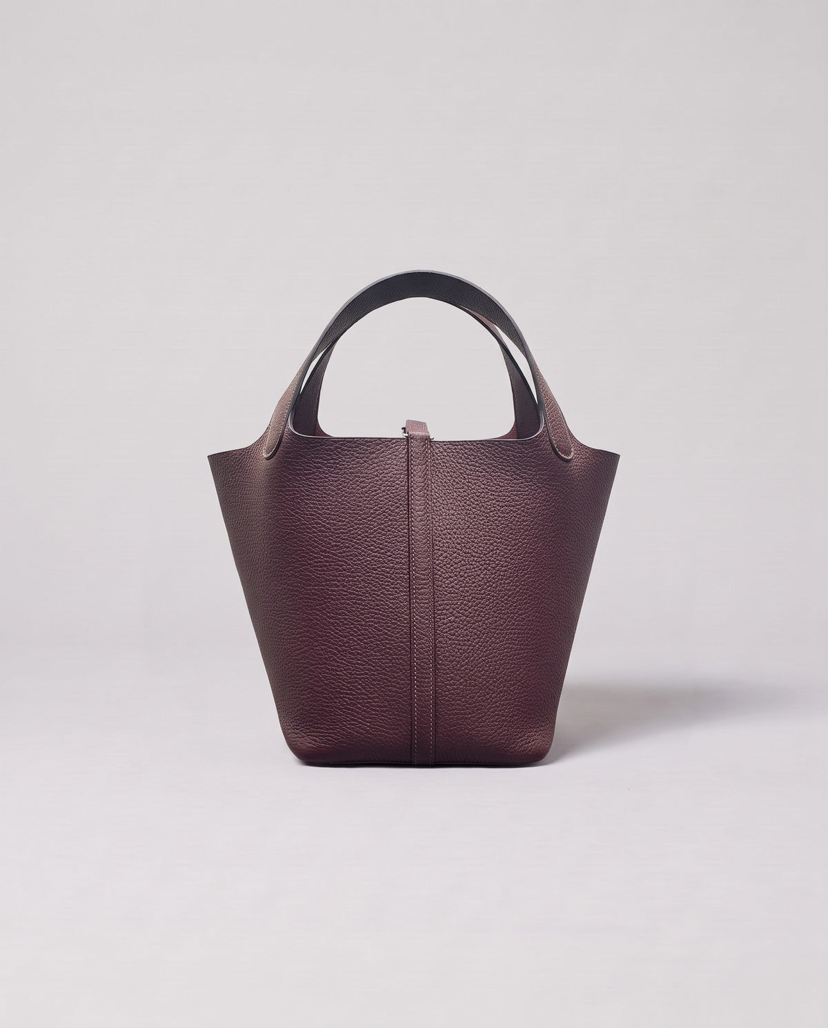 Valentina Ostuni Large bag in Plum, front view