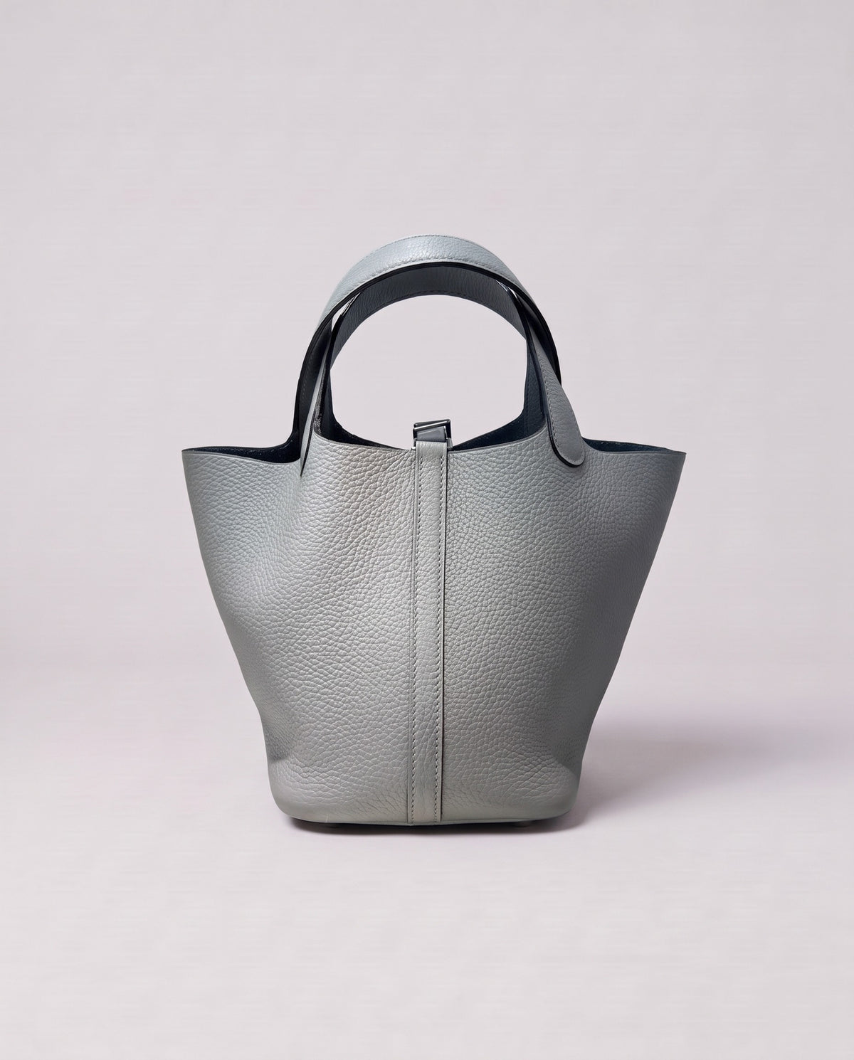 Valentina Ostuni Small bag in Silver, three-quarter view