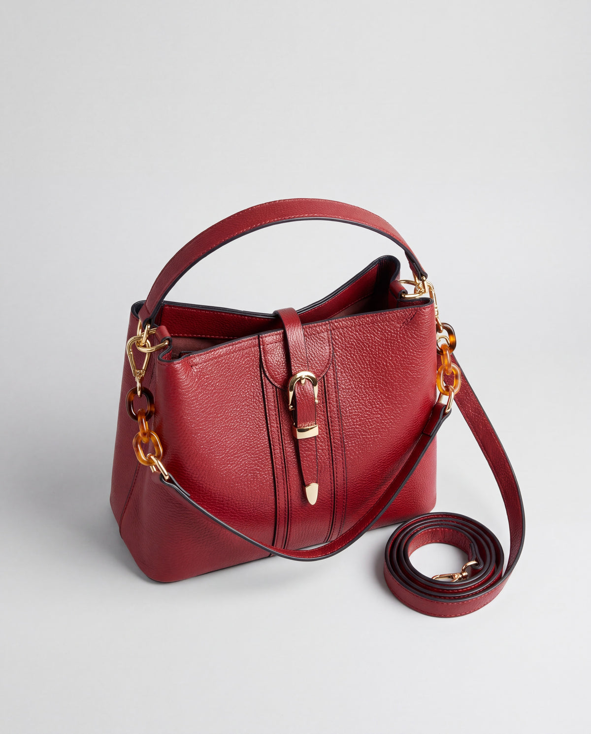 Outline bag in Red – inside view