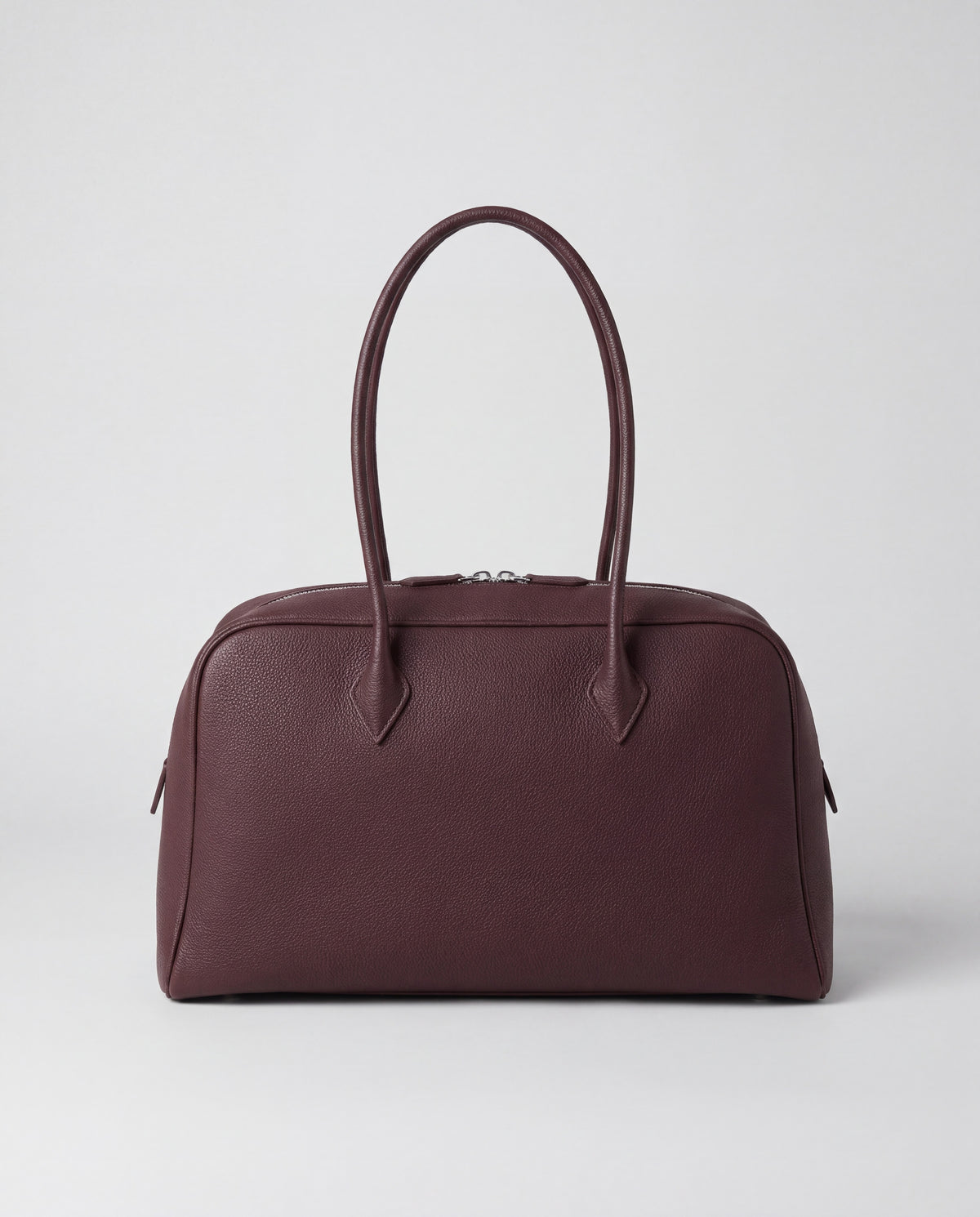Pillow bag in Chocolate – front view