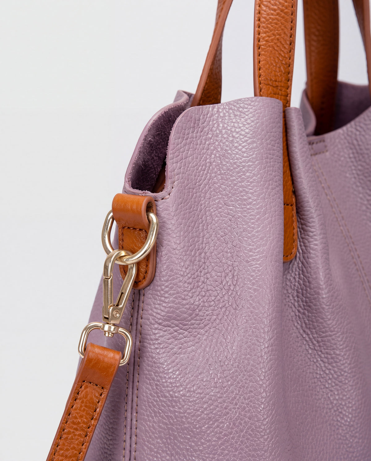 Soft Leather Tote Bag bag in Lavender – hardware detail