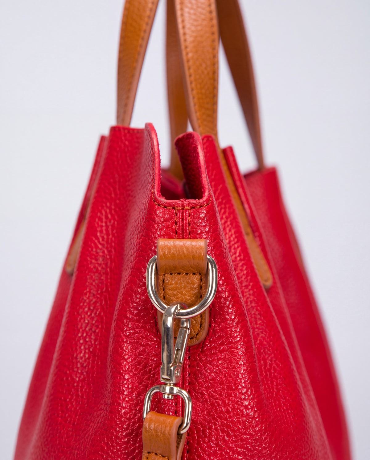 Soft Leather Tote Bag bag in Red – hardware detail