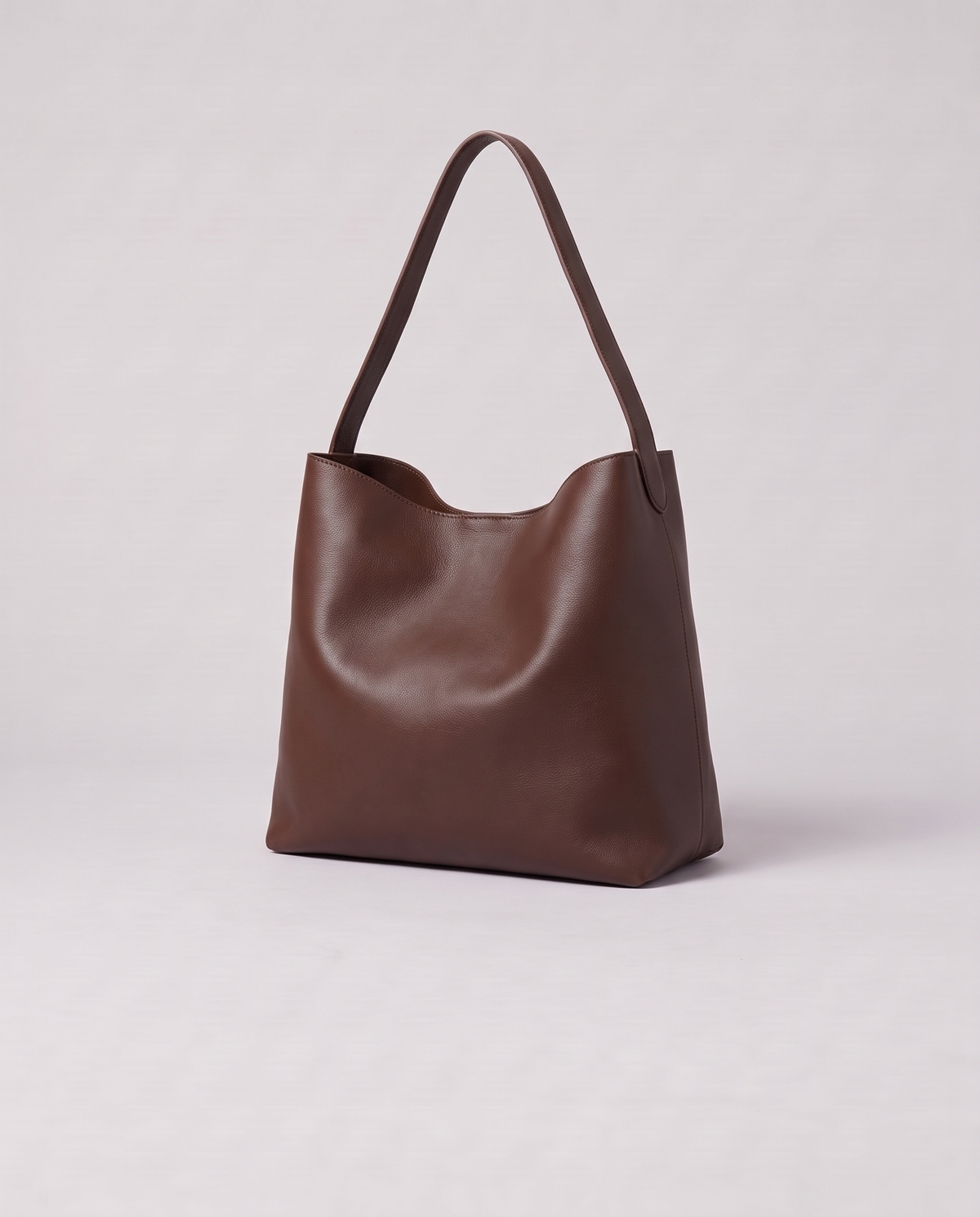 Valentina Tela Large bag in Brown, three-quarter view