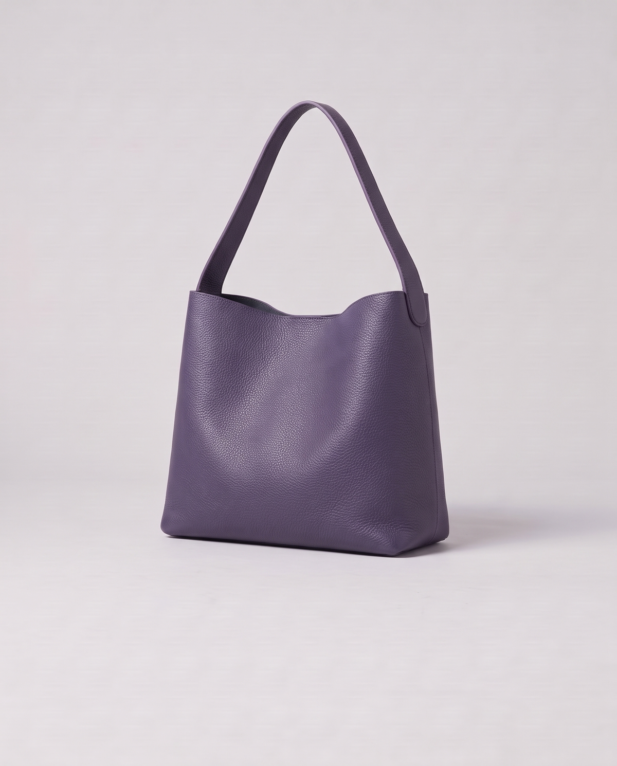 Valentina Tela Small bag in Purple, three-quarter view