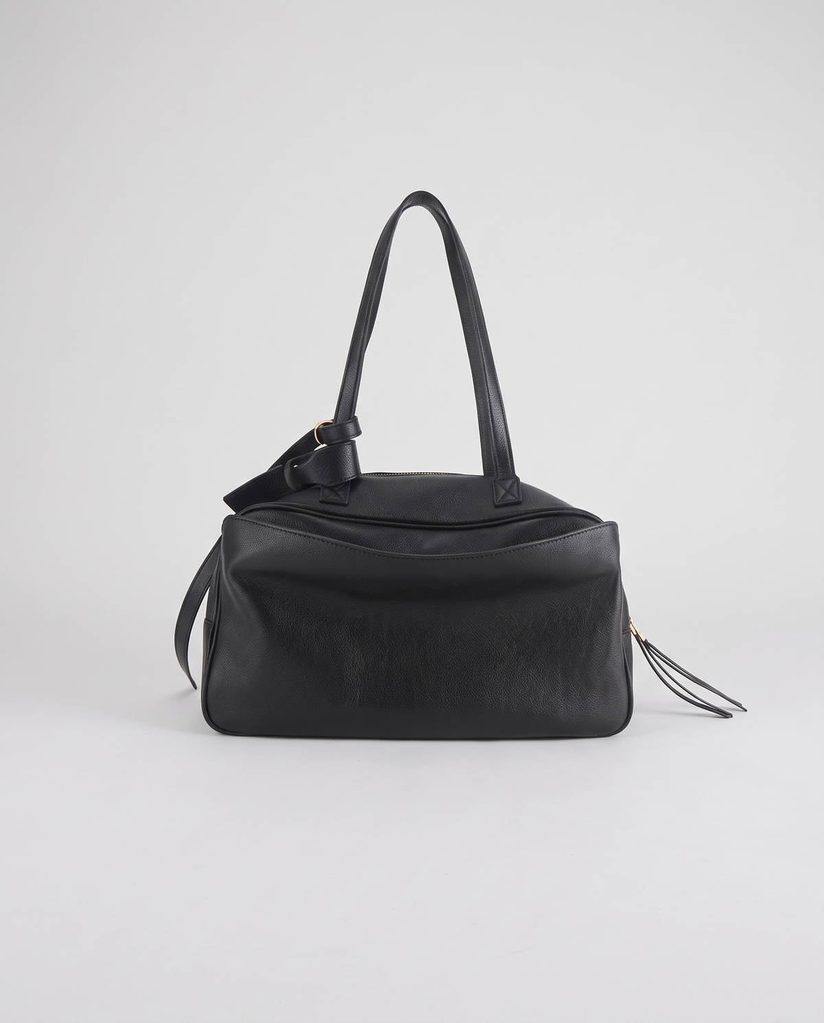 Valentina Treviso Small bag in Black, three-quarter view