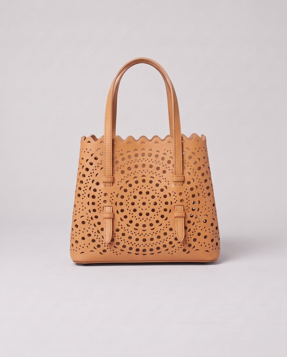 Valentina Urbino Small bag in Apricot, front view