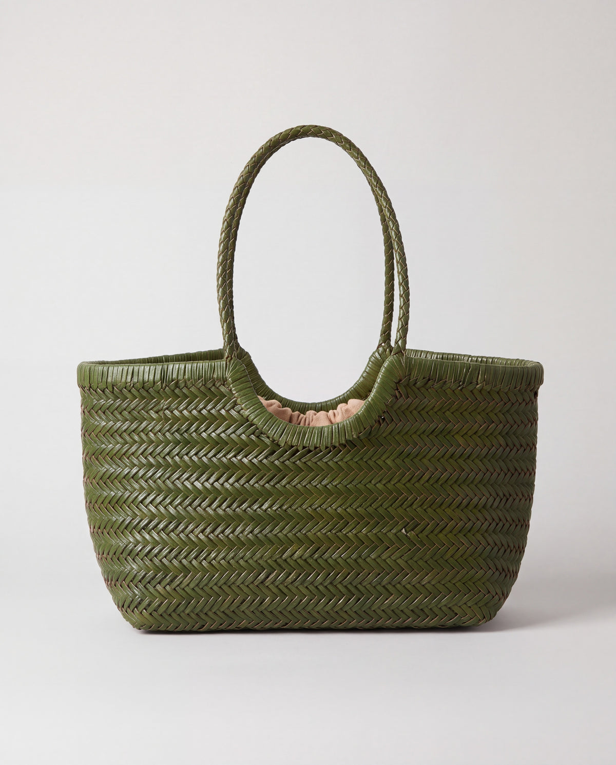 Weave bag in Olive – front view